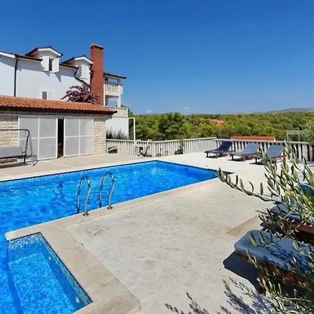 Apartments Simic Milna  Exterior photo