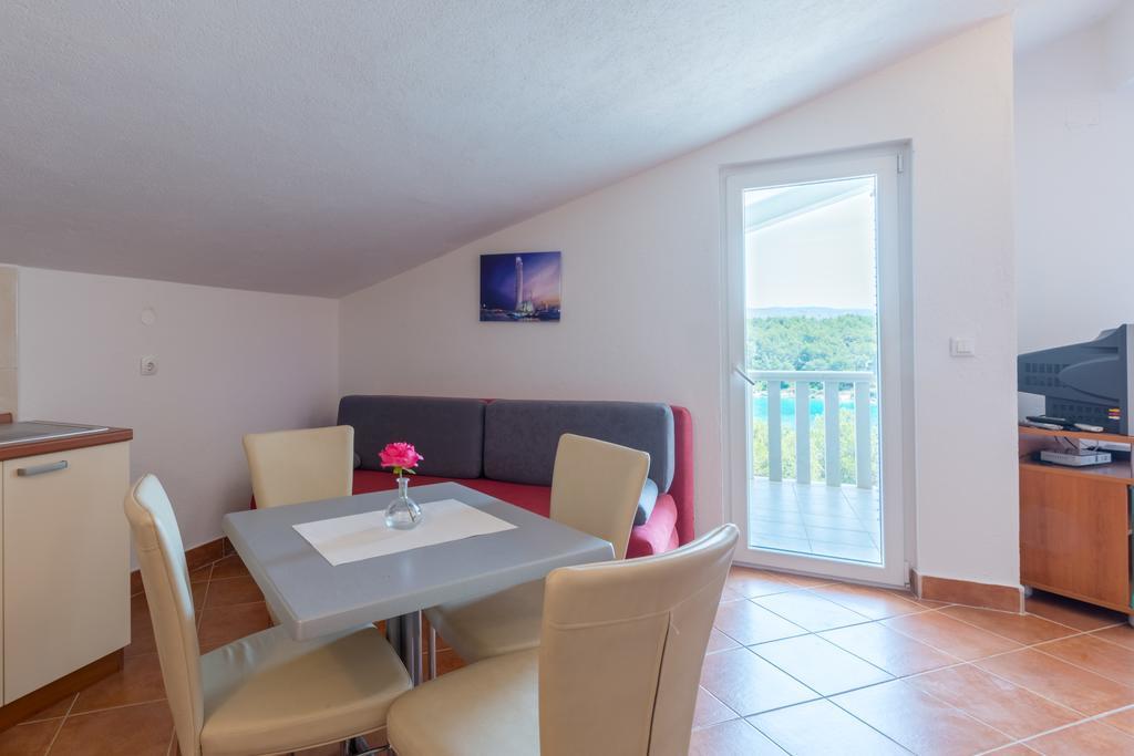 Simic Apartment